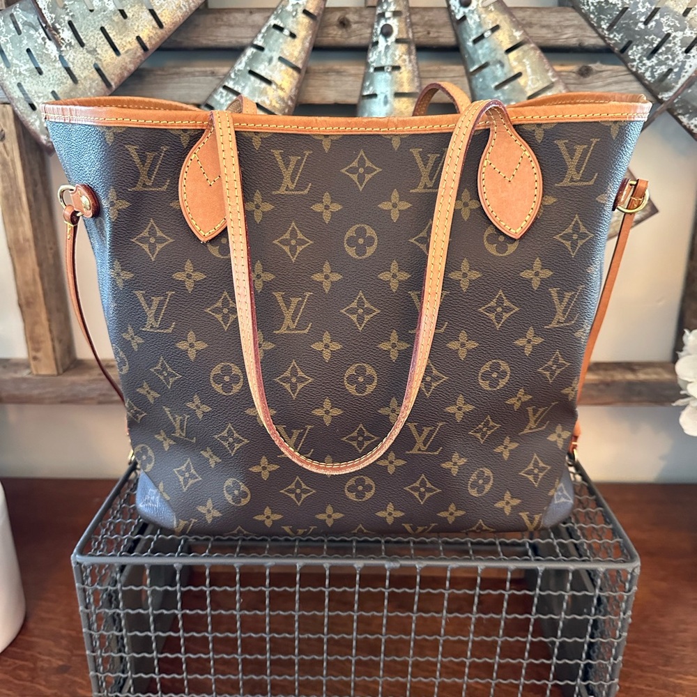 Louis Vuitton Neverfull MM